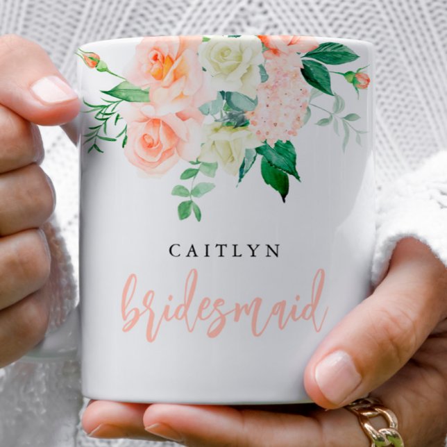 Caneca De Café Blush Floral Bridesmaid Mug Personalizado (Criador carregado)