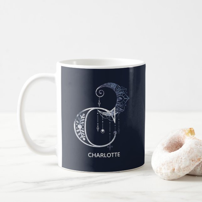 Caneca De Café Boho Crescent Moon Mandala Monograma - Letra C (Com Donut)