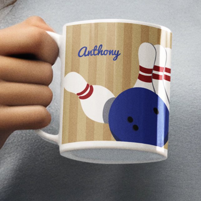 Caneca De Café Bola de boliche e pinos personalizados (Criador carregado)