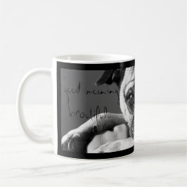 Caneca de café bonita do bom dia com thePug de