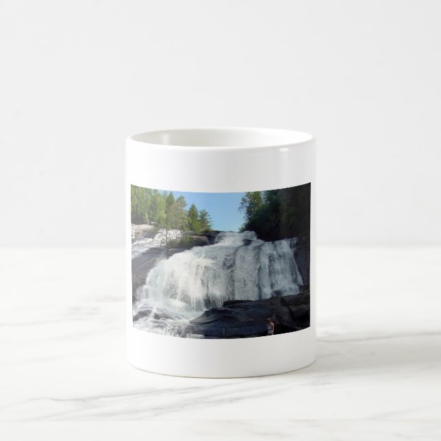 Caneca de café bonita grande da cachoeira (Centro)
