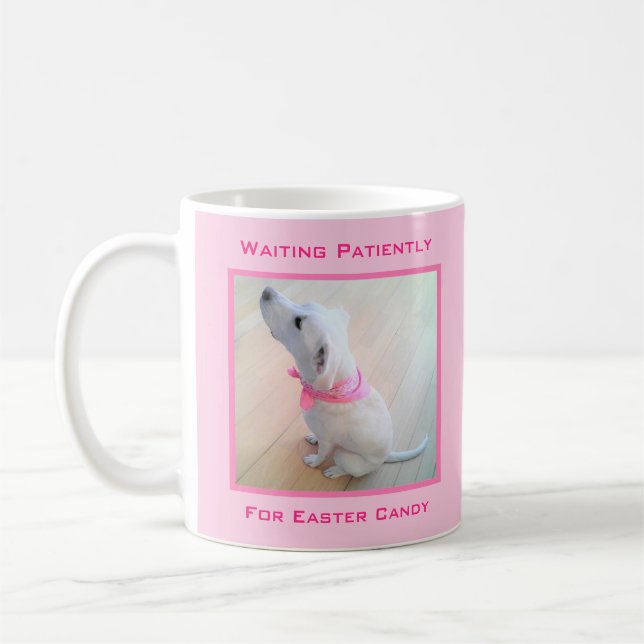 Caneca De Café Bonito Cachorro Pupado Vestindo Presente de Páscoa (Esquerda)