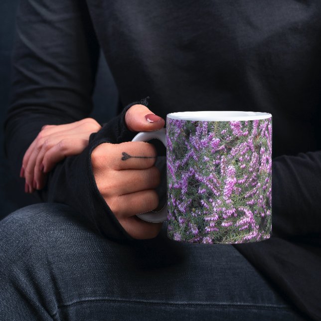 Caneca De Café Bonito Purple Heather Floral (In Situ Held)