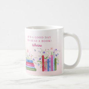 Caneca De Café Books Shelf Empilhou Flores Aquáticas no Bom Dia