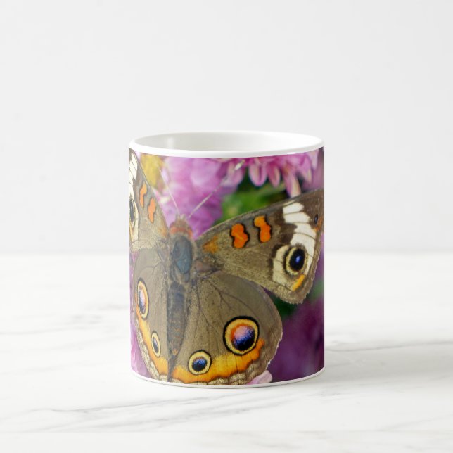 Caneca De Café Borboleta de Buckeye Comum (Centro)