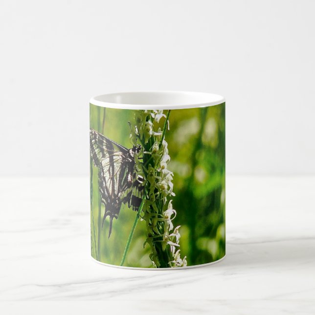 CANECA DE CAFÉ BORBOLETA NA PRIMAVERA (Centro)