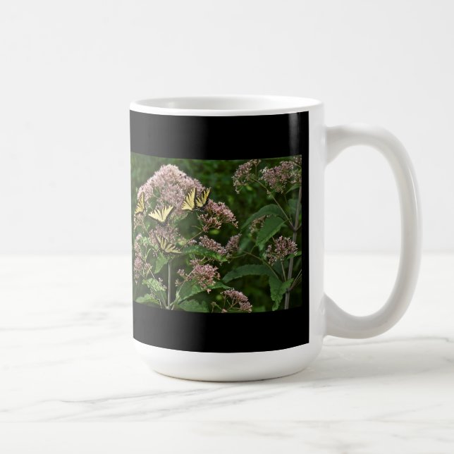 Caneca De Café Borboletas-do-pântano-Tigre em Joe Pye Weed (Direita)