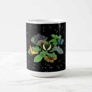 Caneca De Café Borboletas nas Folhas