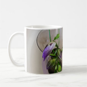 Caneca De Café botões de freesia roxa