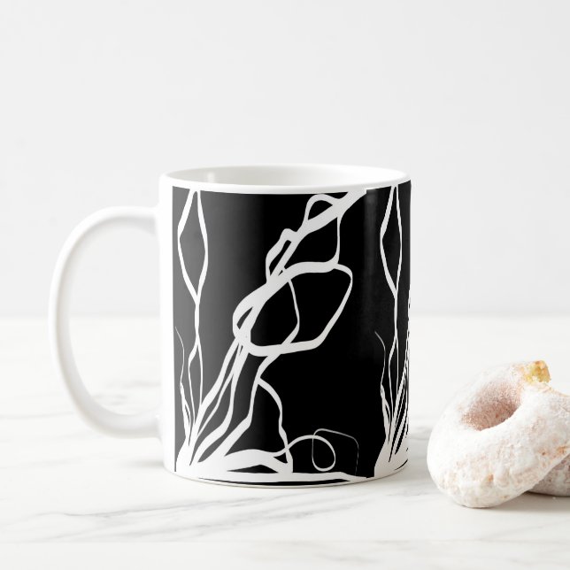Caneca De Café Bouquet Noir: Preto e Branco Abstrato (Com Donut)