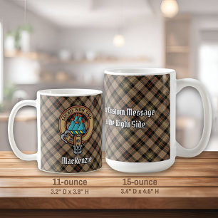 Caneca De Café Brasão do clã MacKenzie sobre o Tartan de Caça Mar