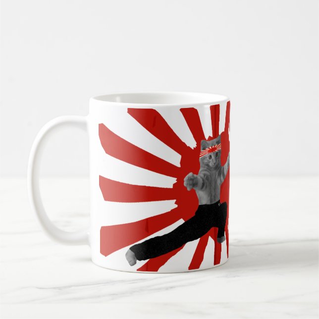 Caneca De Café Brincadeiras de Karate Kitten (Esquerda)