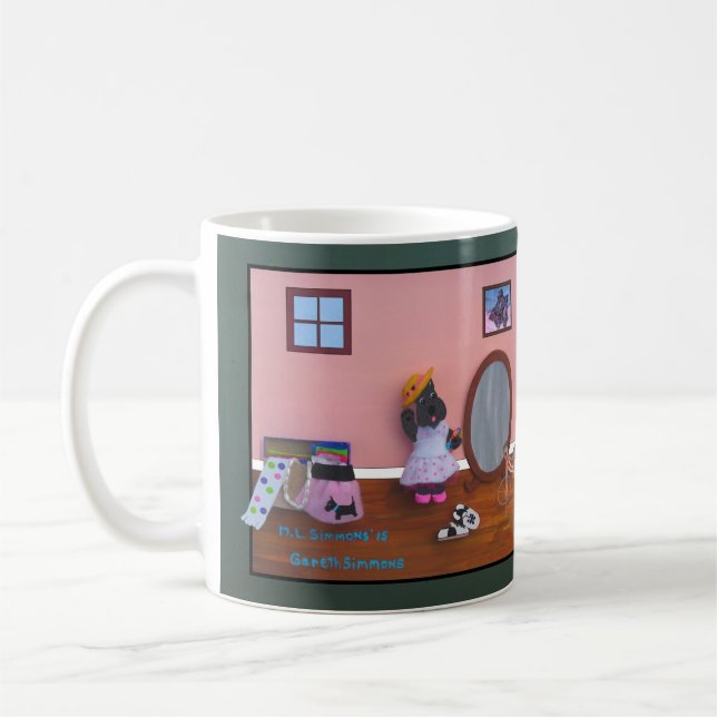 CANECA DE CAFÉ BRINCANDO VESTIDO (Esquerda)