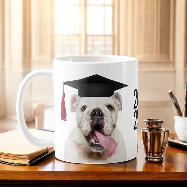 Caneca De Café Bulldog no Formando Boné de Formando 2025 (Criador carregado)