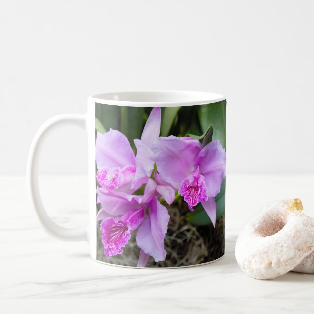 Caneca De Café Buquê de Orquídeas Rosa (Com Donut)