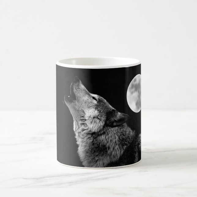 Caneca De Café BW Wolf Howling na Lua (Centro)