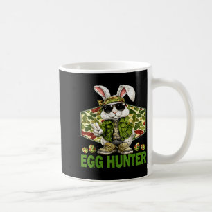 Caneca De Café Caçador de ovos coelho fofo sinal de paz camuflage