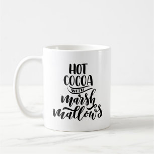Caneca De Café Cacau quente com tipografia marshmallow