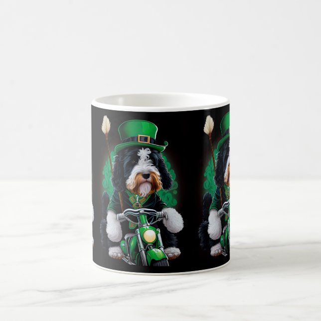 Caneca De Café Cachorro Bernedoodle dirigindo bicicleta Dia de Sã (Centro)