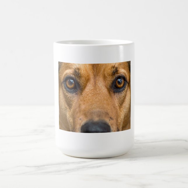 Caneca De Café Cachorro Curioso Observando (Centro)