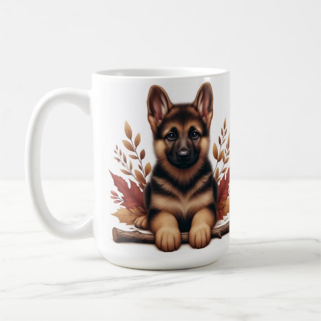 Caneca De Café  Cachorro da raça Pastor Alemão Posado Com Folhas  (Esquerda)