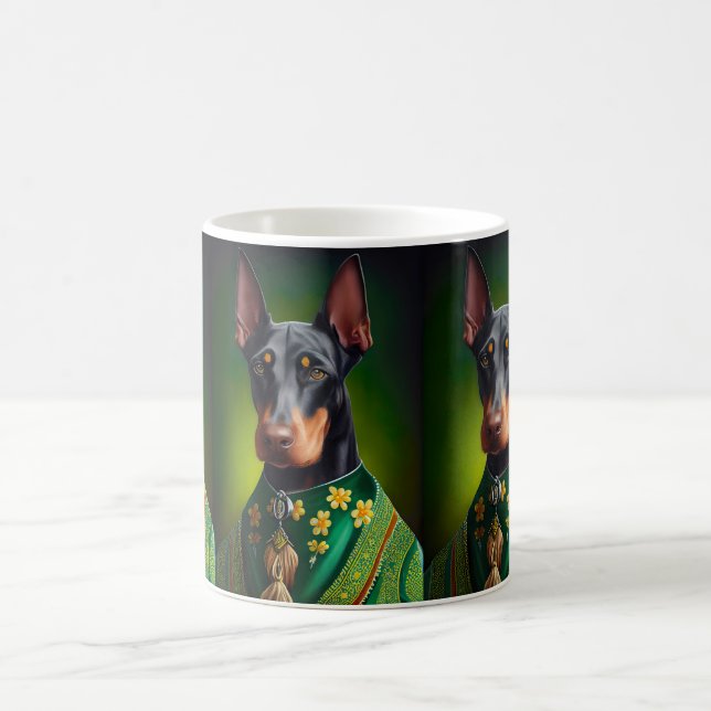 Caneca De Café Cachorro Doberman vestido para o Dia de São Patríc (Centro)