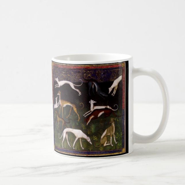 Caneca De Café Cães medievais do galgo nas madeiras profundas (Direita)
