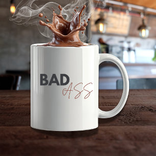 Caneca De Café Café BADAss – Humor Divertido   Chefe Moderno