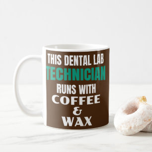 Caneca De Café Café E Cera De Um Técnico De Laboratório Dental En