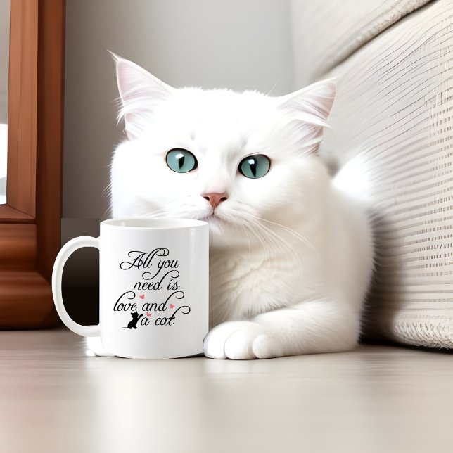 Caneca De Café Café para uma mãe de gato com citação fofa (gift for her cat mom birthday gift idea best gift idea print on demand pod)