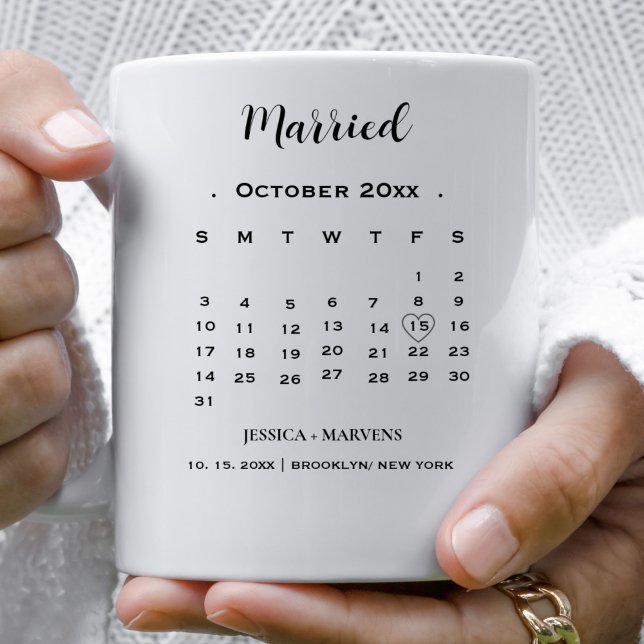 Caneca De Café Calendário moderno sem foto Data de Casamento (Criador carregado)