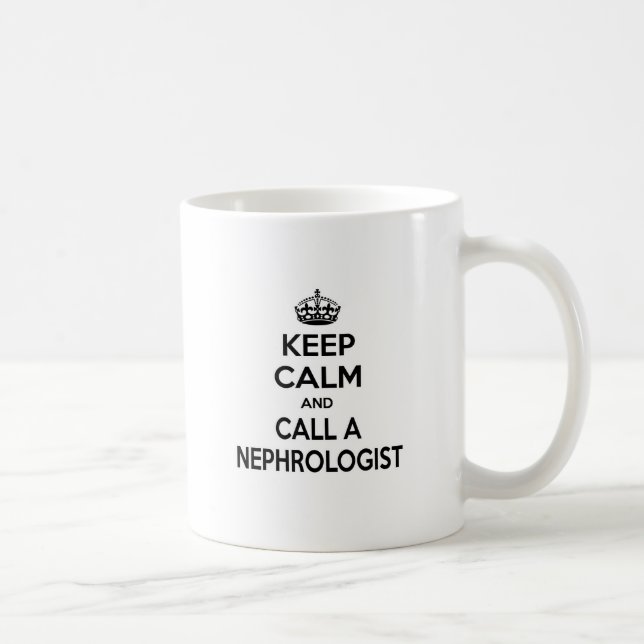 Caneca De Café Calma e chama um nefrologista (Direita)