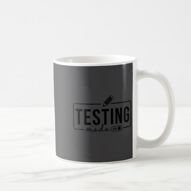 Caneca De Café Camiseta de professora do dia do teste Modo de tes (Direita)