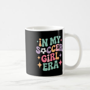Caneca De Café Camiseta Groovy da Era da Minha Garota de Futebol
