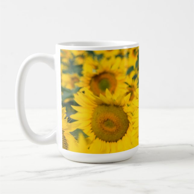Caneca De Café Campo Amarelo de Girassóis Fotografia (Esquerda)