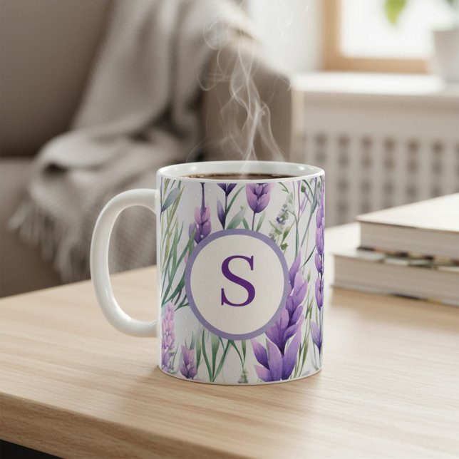 Caneca De Café Campo de Flores de Lavanda Roxa Monograma (Criador carregado)