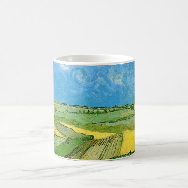 Caneca De Café Campos de trigo Van Gogh em Auvers sob céu nublado (Centro)