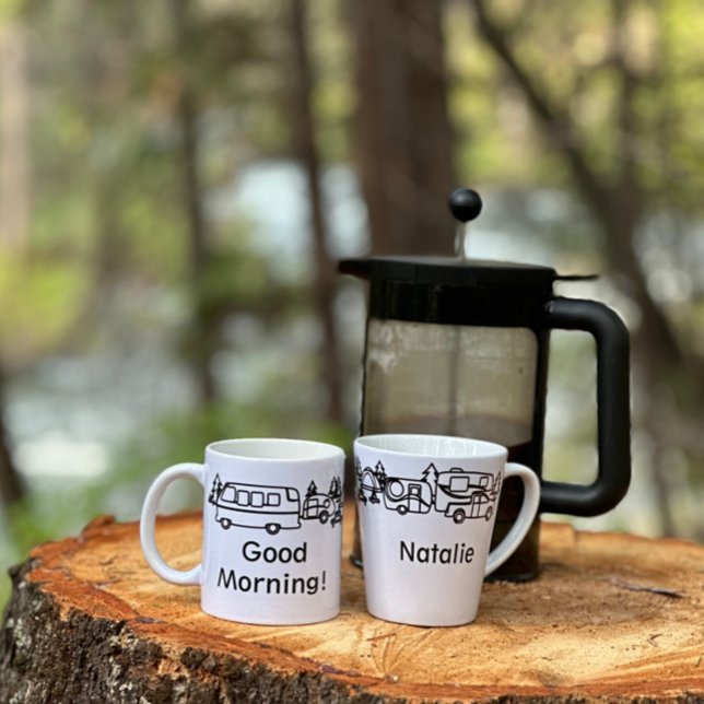 Caneca De Café Campos Felizes Pretos e Brancos Personalizados (Black & White Happy Campers Personalized Mugs gone camping)