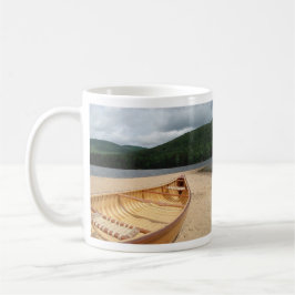 Caneca De Café Canoagem em Praia por Lago