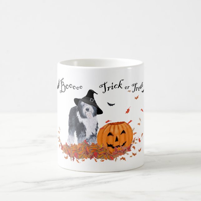 Caneca De Café Cão de Ovelha do Inglês Antigo no Halloween (Centro)