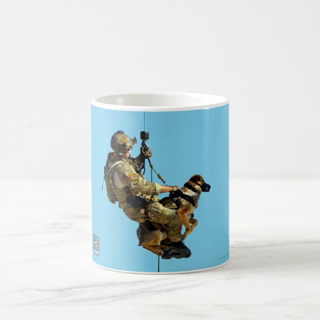 CANECA DE CAFÉ CÃO DE TRABALHO MILITAR DOS EUA (Centro)