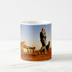 CANECA DE CAFÉ CÃO DE TRABALHO MILITAR DOS EUA