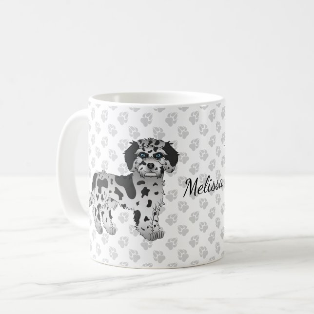 Caneca De Café Cão e nome do desenho animado Mini Goldendoodle Az (Frente Esquerda)