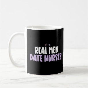 Caneca De Café Cardíaco de cor Homens de verdade Enfermeiros dize