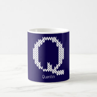 Caneca De Café Carta Q do Alfabeto de Tricô Aconchegante