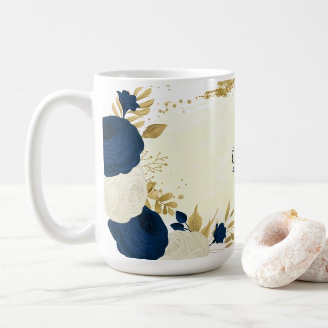 Caneca De Café casamento botânico dourado flores brancas & marinh (Com Donut)
