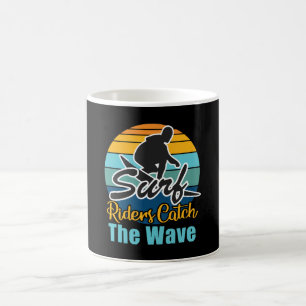 Caneca De Café Cavaleiros de Surf Caçam as Ondas