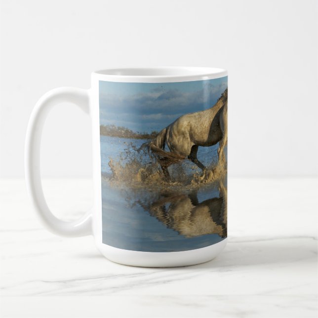 Caneca De Café Cavalos Camargue e Reflexo, sul da França (Esquerda)