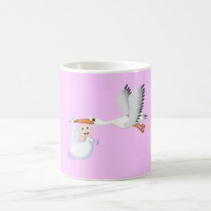 Caneca De Café Cegonha carregando bebê recém-nascido