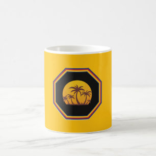 Caneca De Café Cena do Pôr do Sol com Palmeiras em uma Moldura de